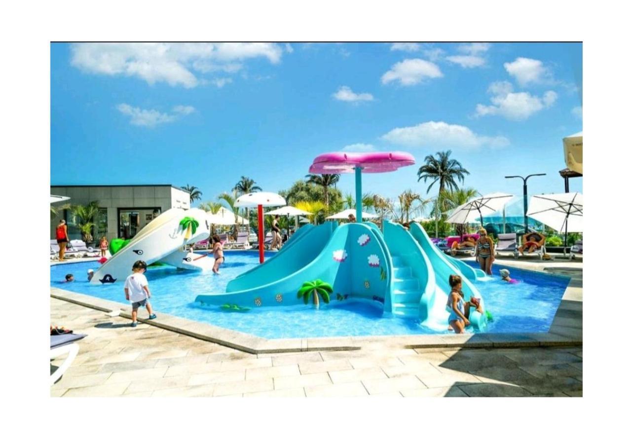 Eka Studio - Pool & Spa Beach Resort Năvodari 외부 사진
