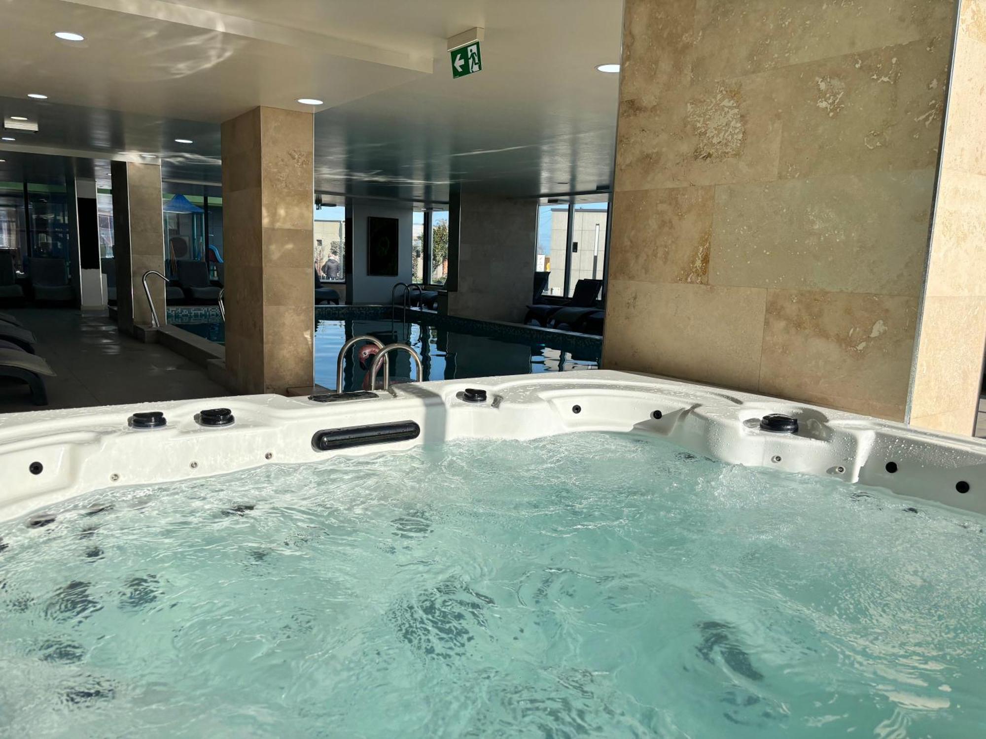 Eka Studio - Pool & Spa Beach Resort Năvodari 외부 사진