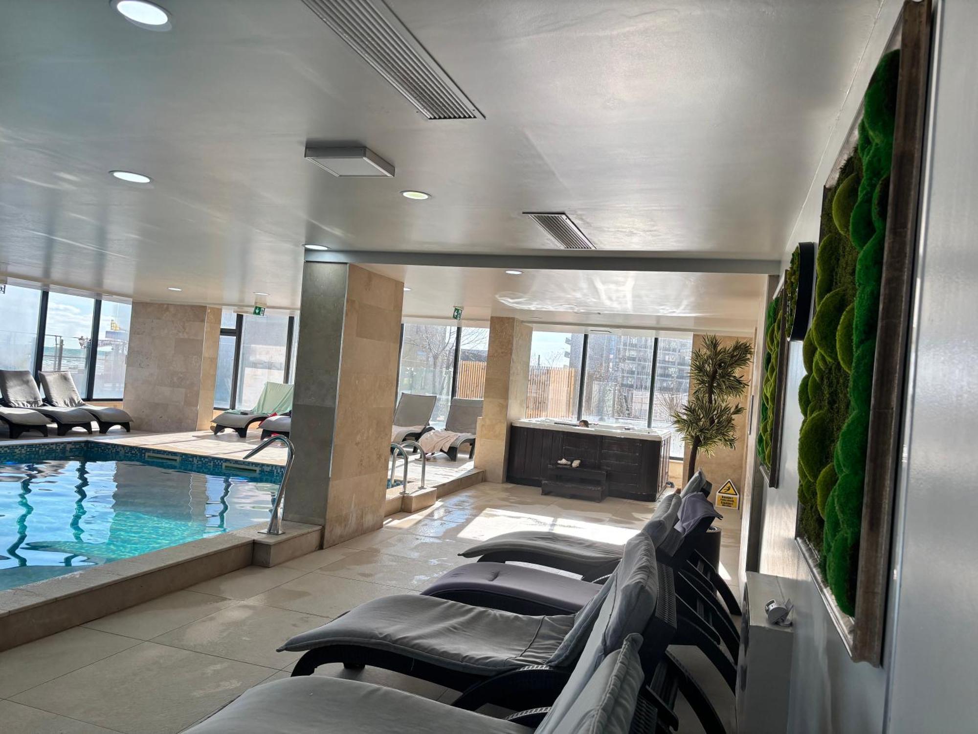 Eka Studio - Pool & Spa Beach Resort Năvodari 외부 사진