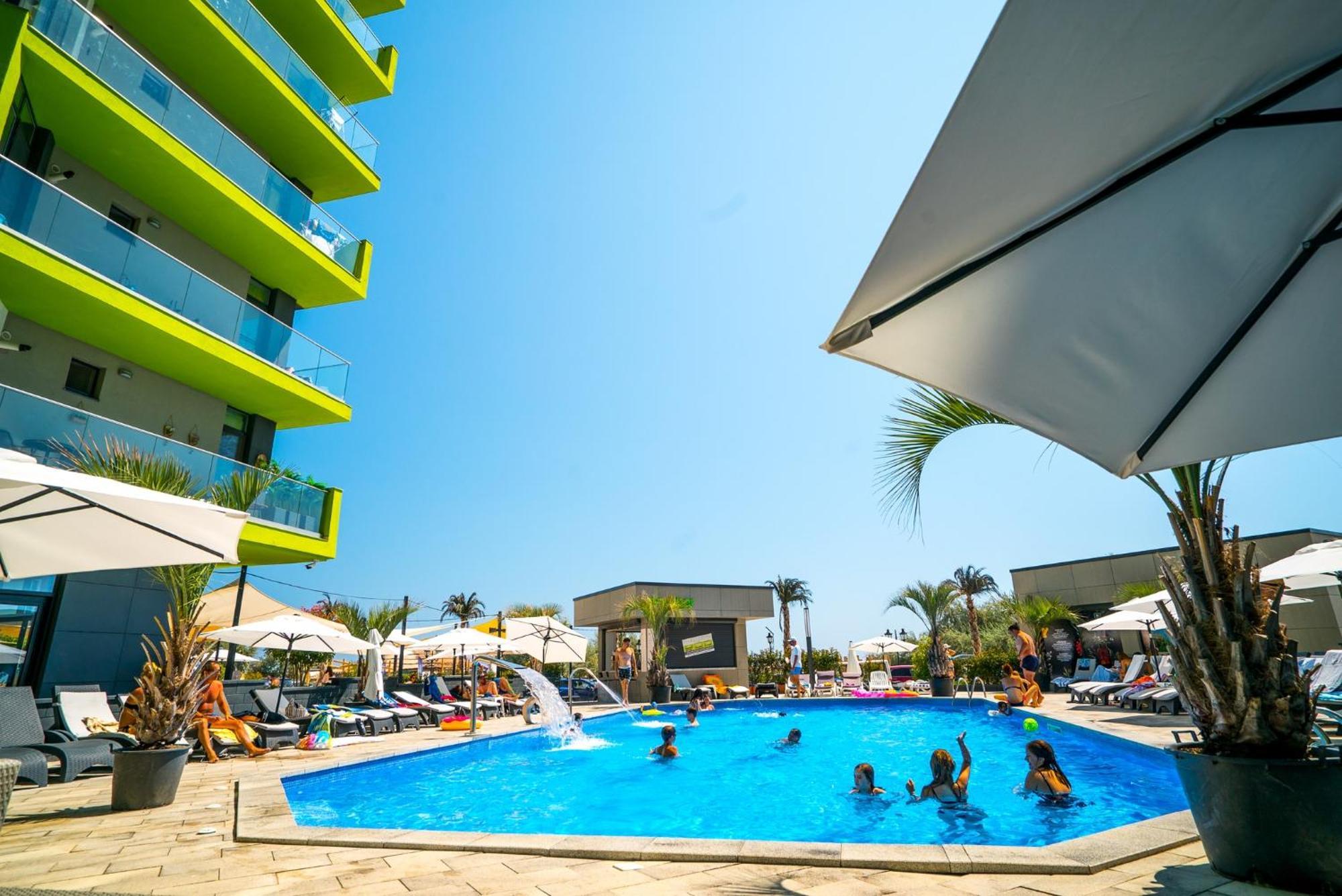 Eka Studio - Pool & Spa Beach Resort Năvodari 외부 사진